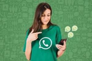 Valentine's Day Special: WhatsApp Hacks to Impress your Valentine