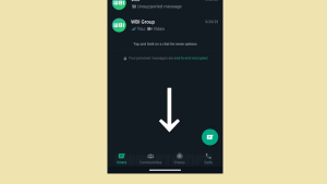 WhatsApp New Bottom Navigation Bar With Swipe Gestures