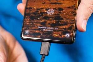 Galaxy Phones to get Fastest Charging Speed Ever - Says Samsung