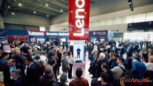 MWC 2025: Lenovo’s AI Display & Stick – A Game-Changer for Reviving Old PCs