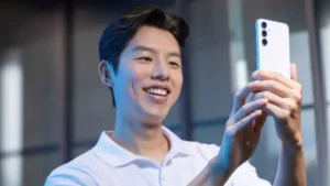 Galaxy A55 non-beta users start receiving One UI 7 (Android 15) update
