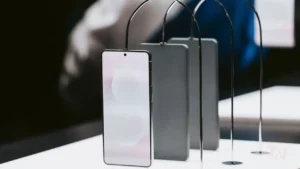 Samsung's New Strategy: Galaxy S25 Edge Launches Without Ultra Display Tech
