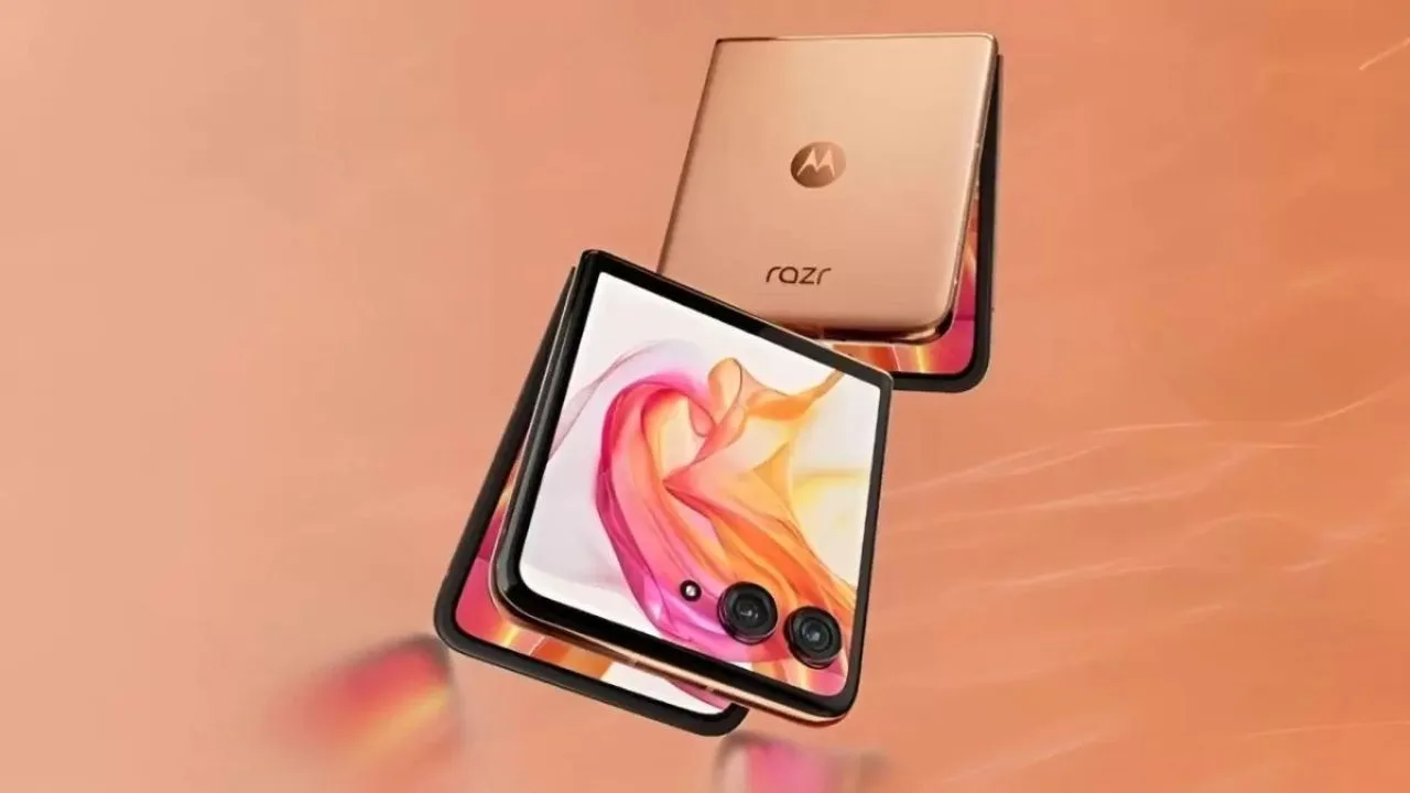 Motorola Unveils Razr 60 Ultra in India Premium Flip Phone With Snapdragon 8 Elite