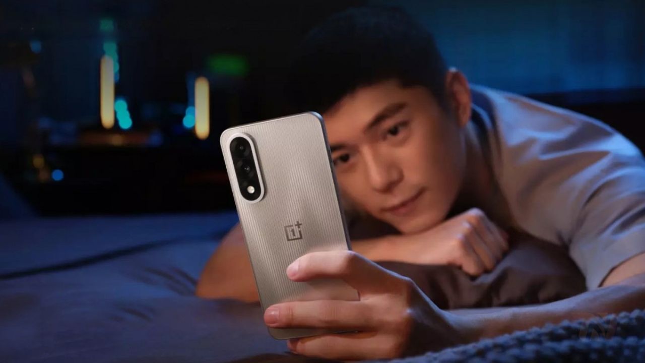 OnePlus Ace 5 Ultra & Racing Edition Official - Dimensity 9400+ & 6,500mAh Battery Redefine Flagship Power