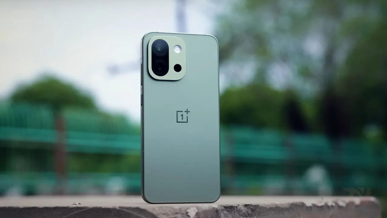 OnePlus Double Launch: 13s (₹54,999) & Pad 3 Tablet Hit India