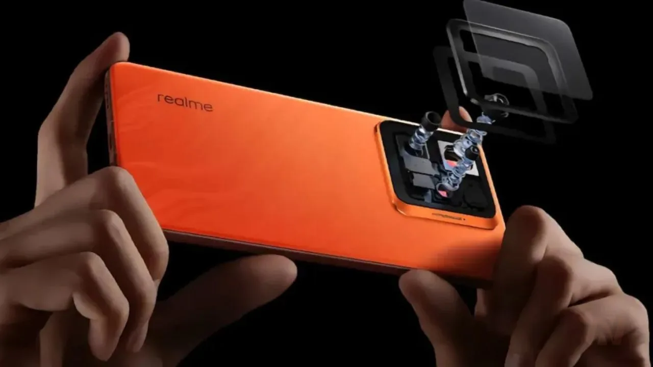 Realme GT 8 Pro Leaks: 2K Display, 200MP Periscope Camera & Ultrasonic Fingerprint Sensor