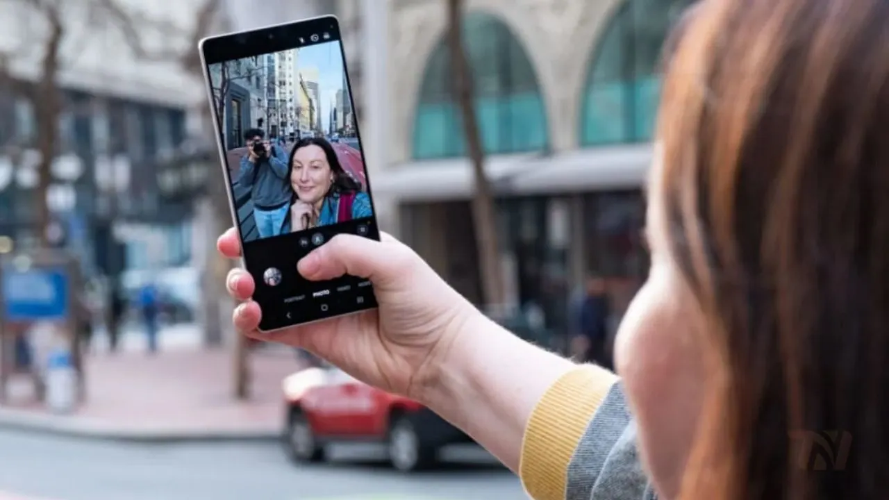 Will Galaxy S25 Not Have A Selfie Camera? Know The Latest Update